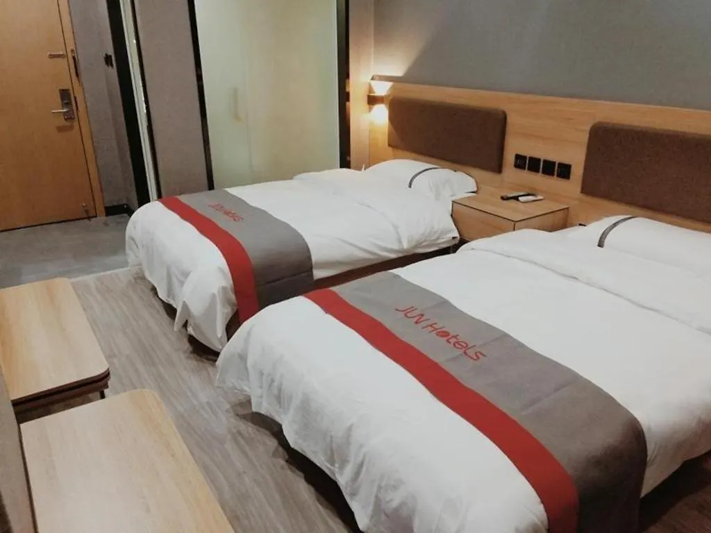 Jun Hotel Henan Sanmenxia Dennis Plaza 2*,  China