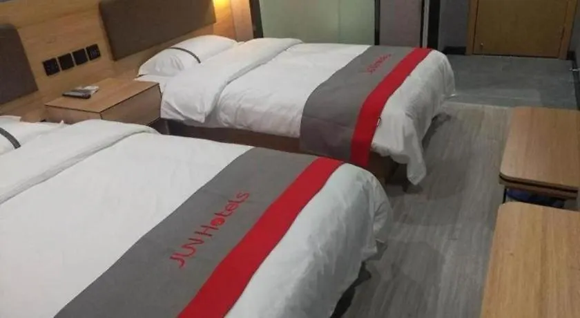 Jun Hotel Henan Sanmenxia Dennis Plaza
